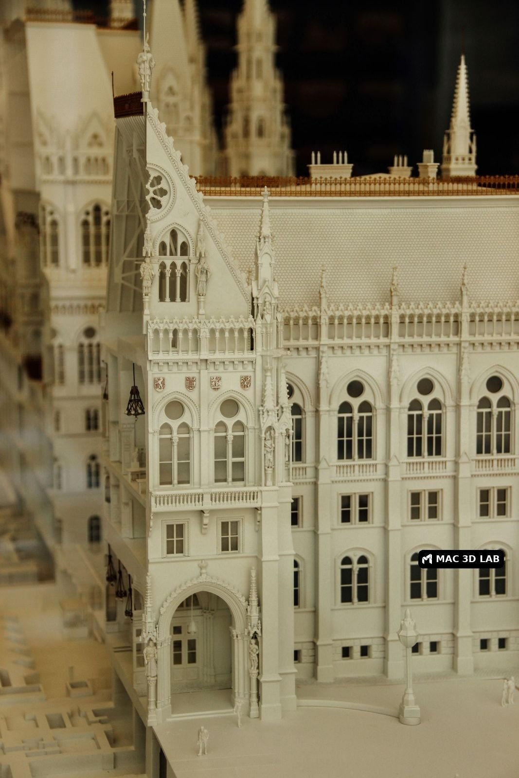 Maqueta detallada de un edificio gótico