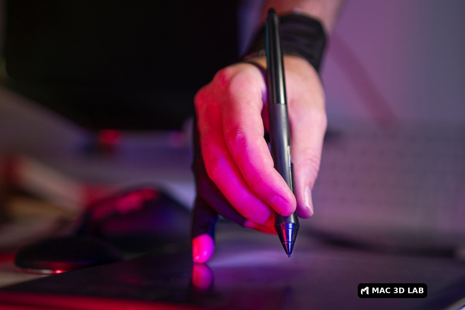 Diseño digital con lápiz y tableta gráfica